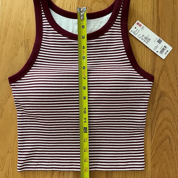 Uniqlo Burgundy & White ribbed cropped Striped bra top - Picture 4 of 8